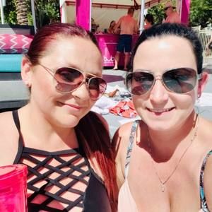 Meet your Posher, Carly